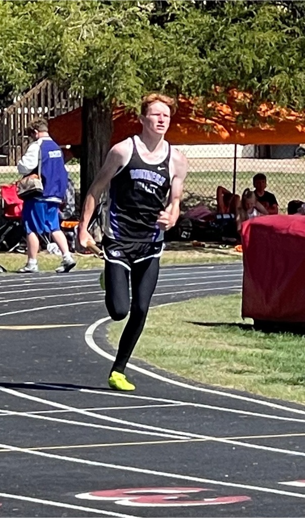 Tylor on the 4x400 Relay